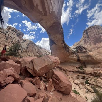 Hickman Bridge - Hiking Near Me - Fruita, Utah