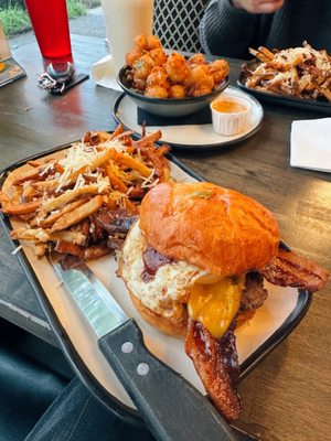 Otter Bar and Burger by null
