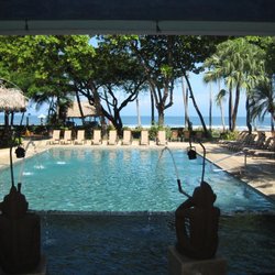 Costa Rica Deluxe Vacations - Tamarindo Beach Resort Pool