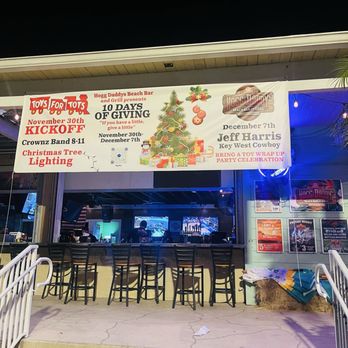 Hogg Daddys Beach Bar and Grill - Seafood Near Me - Clearwater, Florida