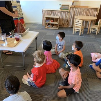 Los Altos - Mountain View Children's Corner - experiment of volcano explosion - Preschools Near Me - Los Altos, California Los Altos - Mountain View Children's Corner - experiment of volcano explosion - Preschools Near Me - Los Altos, California