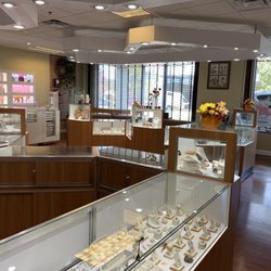 Calvin Broyles Jewelers - Store