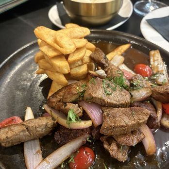 Máncora - Lomo Saltado - Peruvian Near Me - Hartford, Connecticut Máncora - Lomo Saltado - Peruvian Near Me - Hartford, Connecticut