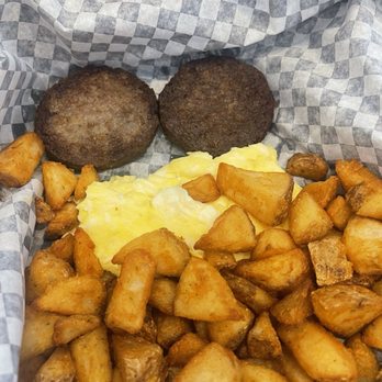 Canopy Road Cafe - Potatoes, eggs and sausage - Breakfast & Brunch Near Me - Inlet Beach, Florida