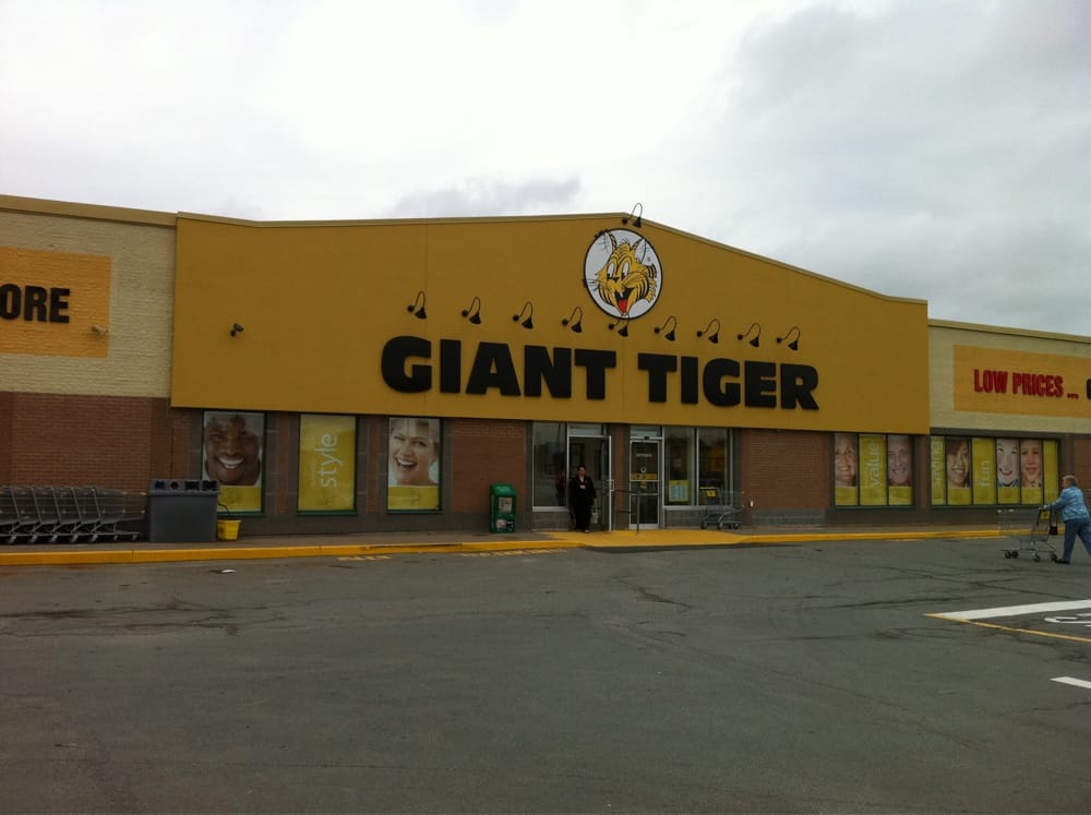 GIANT TIGER Updated October 2024 12 Reviews 114 Woodlawn Road