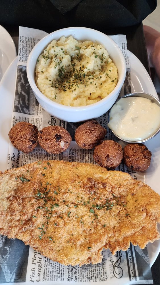 The Restaurant at Henry Horton Logo