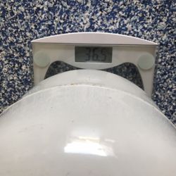 Crowder Bros Ace Hardware - Short 3.5 pounds of LP gas. Should weigh close to 40 pounds.