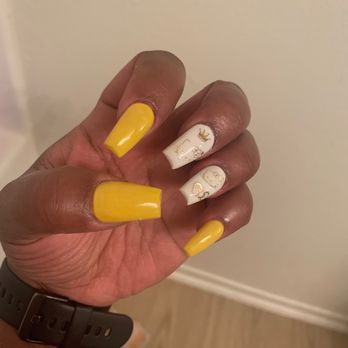Ombre Nails - Nails by Kelly !! I absolutely love her energy , personality, and work !!! - Nail Salons Near Me - Los Angeles, California Ombre Nails - Nails by Kelly !! I absolutely love her energy , personality, and work !!! - Nail Salons Near Me - Los Angeles, California