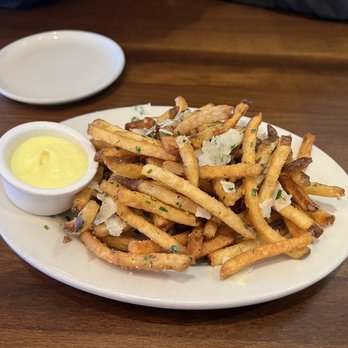 Alder Wood Bistro - Truffle Fries - New American Near Me - Sequim, Washington Alder Wood Bistro - Truffle Fries - New American Near Me - Sequim, Washington