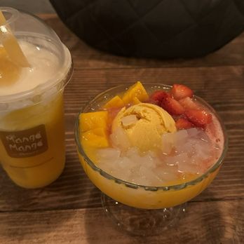 Mango Mango Dessert - D2. Mango Smoothie-0 and  A5. Strawberry Mango Juice Sago and Lychee Jelly with Mango Ice Cream - Desserts Near Me - New York, New York
