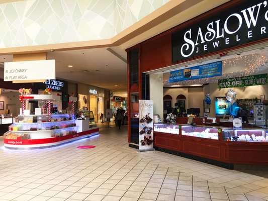 Cross Creek Mall by null