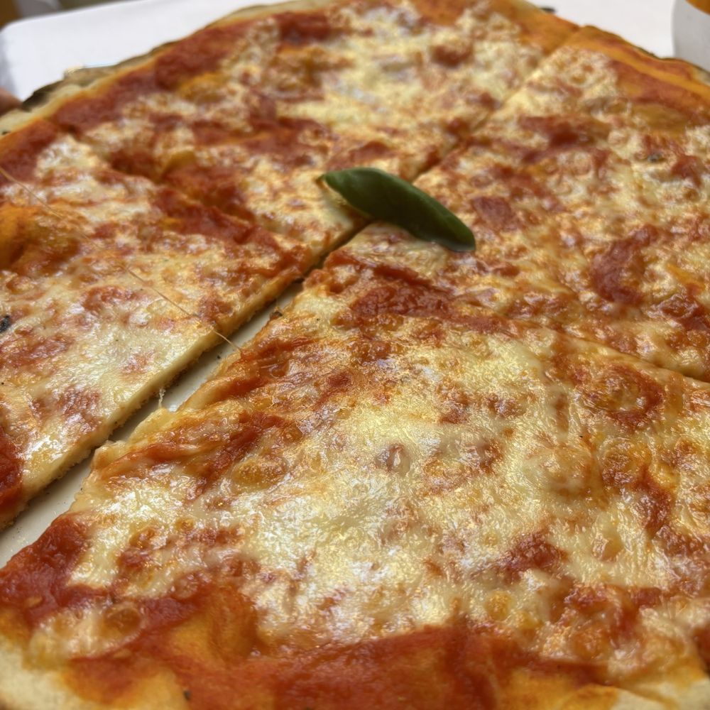 Cheese pizza Cheese pizza