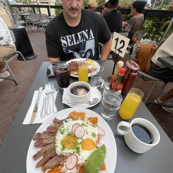 Poached Kitchen - Fair warning, this will replace your favorite brunch spot - Breakfast & Brunch Near Me - Irvine, California