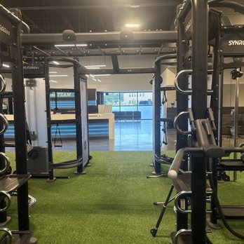 EōS Fitness - Gyms Near Me - Atascocita, Texas