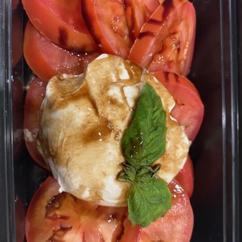 Piola - Caprese with Burrata Cheese - Pizza Near Me - Hallandale Beach, Florida Piola - Caprese with Burrata Cheese - Pizza Near Me - Hallandale Beach, Florida