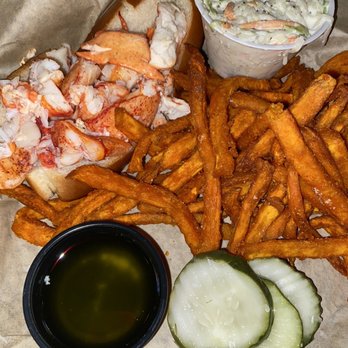 Stewman's Lobster Pound - Warm lobster roll, market price $38 as of October 2022 - Seafood Near Me - Bar Harbor, Maine Stewman's Lobster Pound - Warm lobster roll, market price $38 as of October 2022 - Seafood Near Me - Bar Harbor, Maine