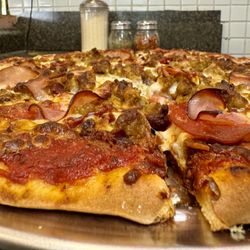 Welty’s Pizzeria - Big Meaty