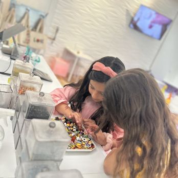 Glittery Slime Parlour - Picking the charms! - Kids Activities Near Me Glittery Slime Parlour - Picking the charms! - Kids Activities Near Me