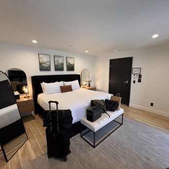 New Haven Inn - Room #12 - Hotels Near Me - Solvang, California New Haven Inn - Room #12 - Hotels Near Me - Solvang, California
