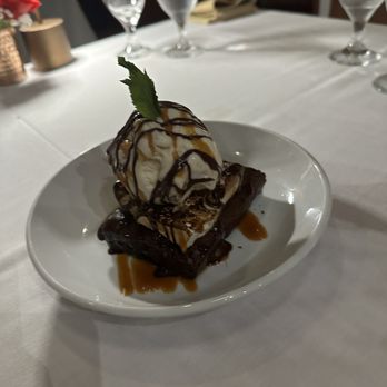 Chef Adrianne's Vineyard Restaurant and Bar - Steakhouses Near Me - Miami, Florida Chef Adrianne's Vineyard Restaurant and Bar - Steakhouses Near Me - Miami, Florida