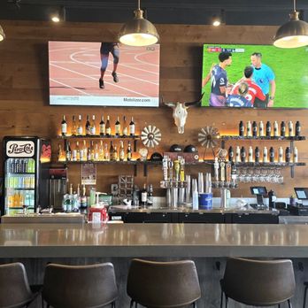 Bull Smash - Bar seating - Burgers Near Me - Fresno, California Bull Smash - Bar seating - Burgers Near Me - Fresno, California