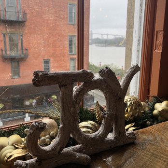 Two Cracked Eggs Cafe - Table with a view - Breakfast & Brunch Near Me - Savannah, Georgia
