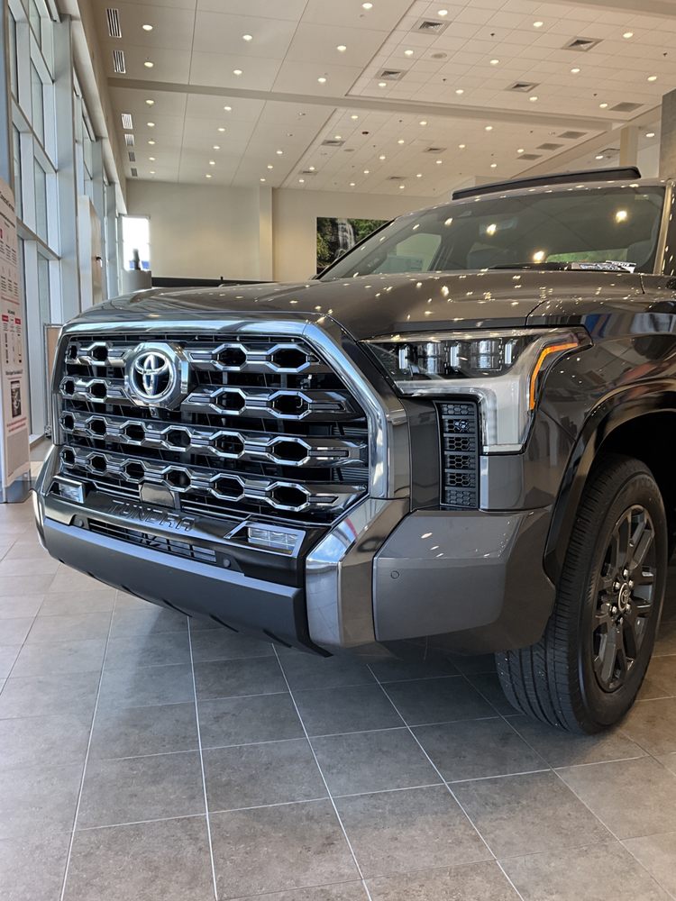 MODERN TOYOTA OF BOONE Updated August 2024 14 Photos & 10 Reviews 225 Modern Dr, Boone