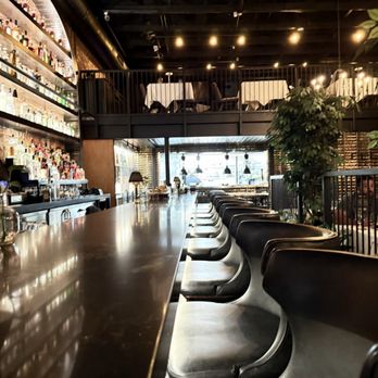 Elliott's Steakhouse - Steakhouses Near Me - Chandler, Arizona