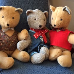 The Franklin Studio - The Franklin Studio "Franklin Bears" made especially for our Studio by a local artisan. Come bring a special Franklin memory into you home!