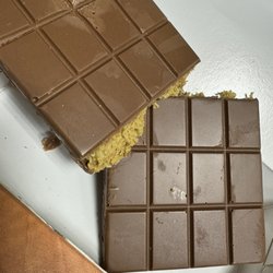Lily’s Chocolate & Coffee - Dubai Chocolate Bar (insides)