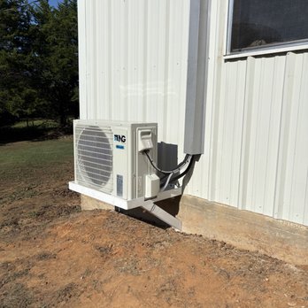 Bluebonnet Heat and Air - Mini split installed in Callisburg, TX - Heating & Air Conditioning/HVAC Near Me - Gainesville, Texas Bluebonnet Heat and Air - Mini split installed in Callisburg, TX - Heating & Air Conditioning/HVAC Near Me - Gainesville, Texas