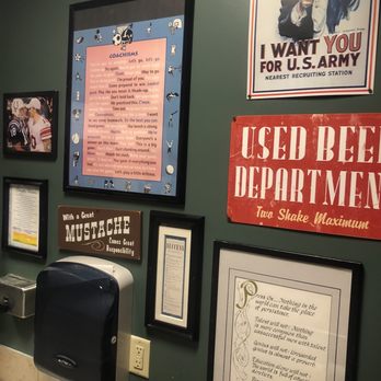 CR Hero's - men's bathroom - American Near Me - Fishers, Indiana