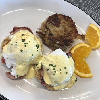 Hatch - Excellent Benedict Arnold - Breakfast & Brunch Near Me - Huntington, New York