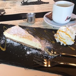 Feuer & Flamme - Nach Art des Hause, New York Cheeskake und Kaffee