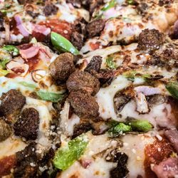 Hungry Howie's Pizza - Supreme deep dish