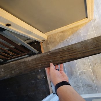 US Installation Group - Gate between kitchen and living room and employee took it off. Transition strip was never put back in. He left it the way it looks. - Carpet Installation Near Me - Venice, Florida