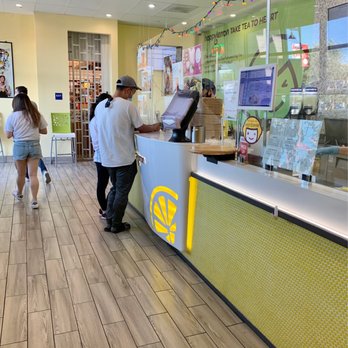 Happy Lemon - Waiting in the corner away from other customers for my order. - Bubble Tea Near Me - Pleasanton, California Happy Lemon - Waiting in the corner away from other customers for my order. - Bubble Tea Near Me - Pleasanton, California