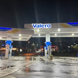 Hilltop Valero - The business.