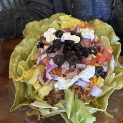 Trails Cafe & Cafe Catering - Taco salad was the special