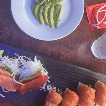 Aji 53 - Bay Shore Roll - Sushi Bars Near Me - Bay Shore, New York