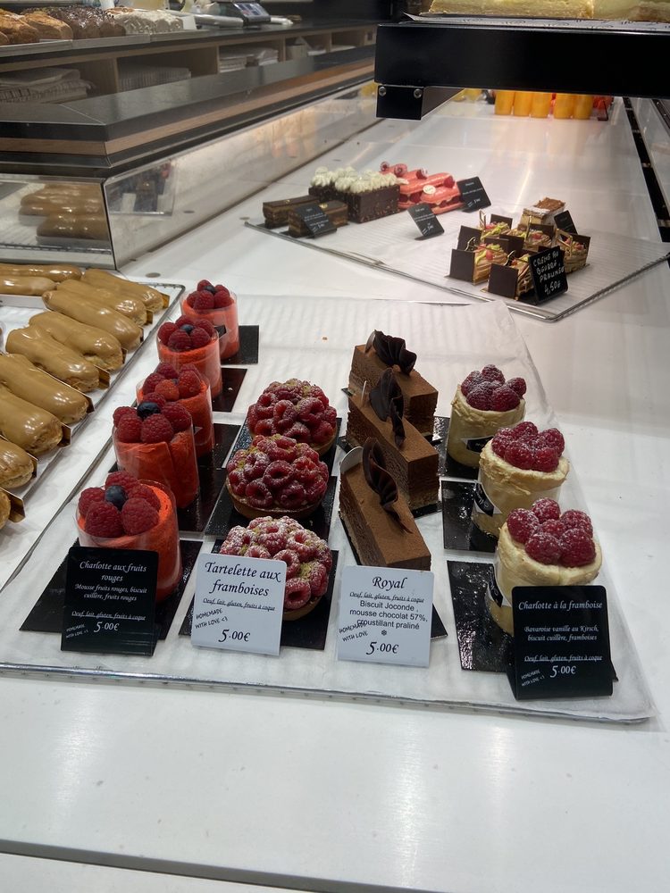 AUX DÉSIRS DE MANON Updated May 2024 42 Photos & 31 Reviews 129