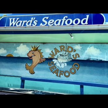 Ward's Seafood Market - Cute bright mural on the wall along MLK - Seafood Markets Near Me - Clearwater, Florida Ward's Seafood Market - Cute bright mural on the wall along MLK - Seafood Markets Near Me - Clearwater, Florida