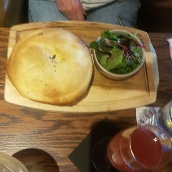 Gallagher's Pub - Signature pie - Gastropubs Near Me - Cork, Colorado