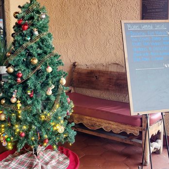 Hot Tamale Holiday UYE - Patio Entrance Christmas Tree (12/08/24). @MijaresRestaurant1920 #Pasadena #UYE #Brunch #AYCE #Buffet #MexicanFood - Unofficial Yelp Events Near Me
