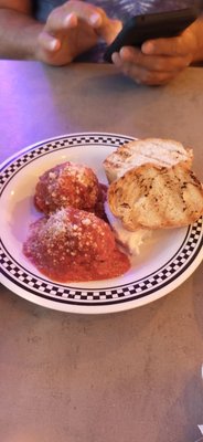 Carlucci's Brick Oven Trattoria & Pizzeria by null
