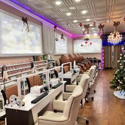 Platinum Nail Spa