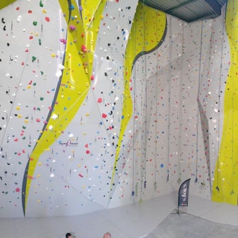 What's Up - Profils plus ou moins déversants - Climbing Near Me - Lesquin, 59