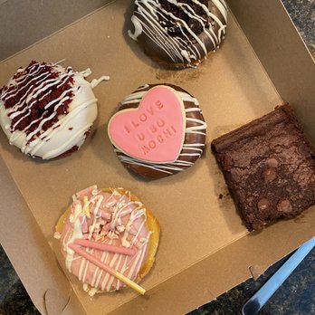 The Mochi Shop - Valentine's Day Box - red velvet, double chocolate, strawberry pocky, chocolate cake with a cookie, and a mochi brownie - Bakeries Near Me - Columbus, Ohio The Mochi Shop - Valentine's Day Box - red velvet, double chocolate, strawberry pocky, chocolate cake with a cookie, and a mochi brownie - Bakeries Near Me - Columbus, Ohio