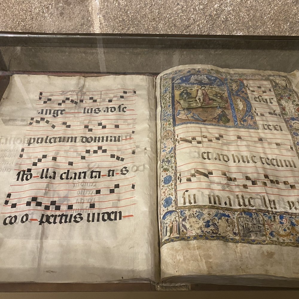 Catedral de Avila - An old book of hymns? - Churches Near Me - Ávila, AV