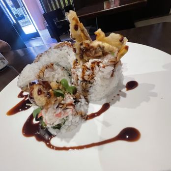 Ishi Sushi - Spider roll (soft shell crab) - Japanese Near Me - Rowland Heights, California Ishi Sushi - Spider roll (soft shell crab) - Japanese Near Me - Rowland Heights, California